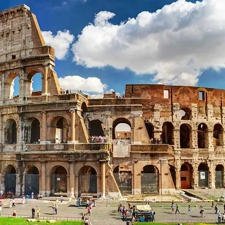 Apartment La Papessa Del Colosseo Rom