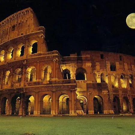 La Papessa Del Colosseo Roma